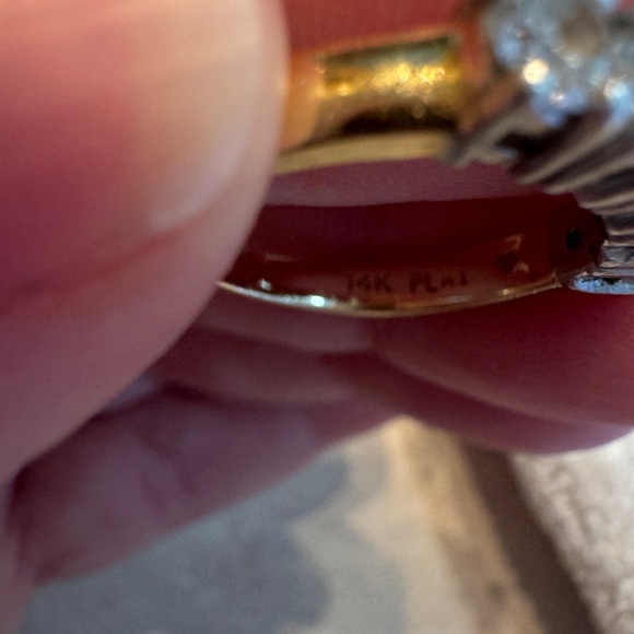 Vintage Diamond platinum 14k Ring - Picture 5 of 8